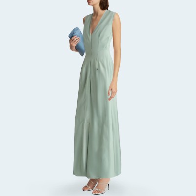 Slim pleated sleeveless women's long dress