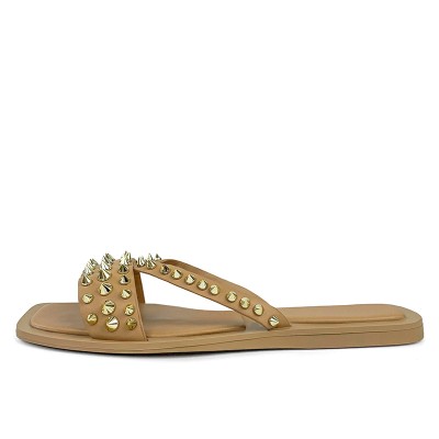 Fashionable rivet embellished women's flat slippers