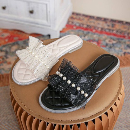 Women's flat slippers with pearl mesh embellishment