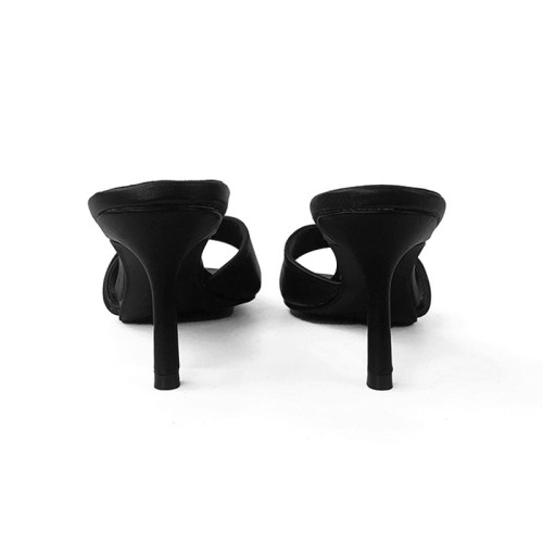 High-heeled open slippers with buckle design