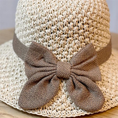Women's woven straw hat with bow decoration