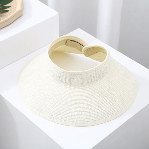 Lightweight wide-brimmed women's straw sunhat