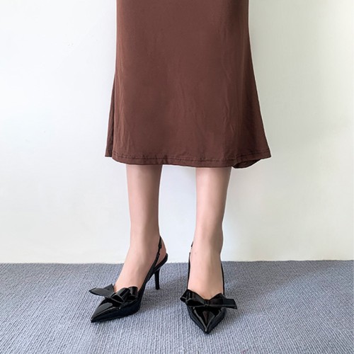 Elegant bow-decorated women's mid-heeled sandals