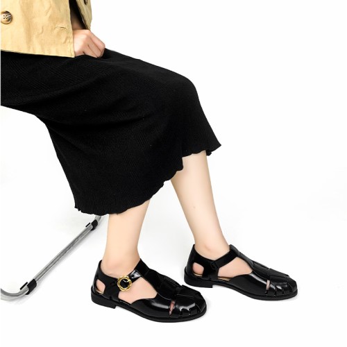 Round toe hollow luxury women’s flat sandals