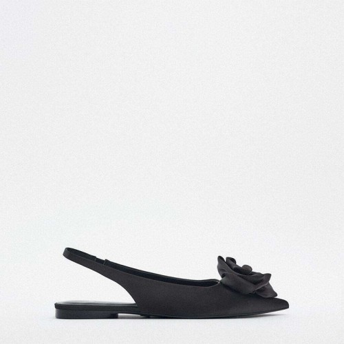 Black floral embellished women's flat sandals