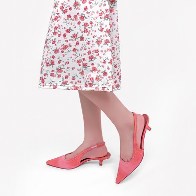 Elegant pink canvas women's mid-heel sandals