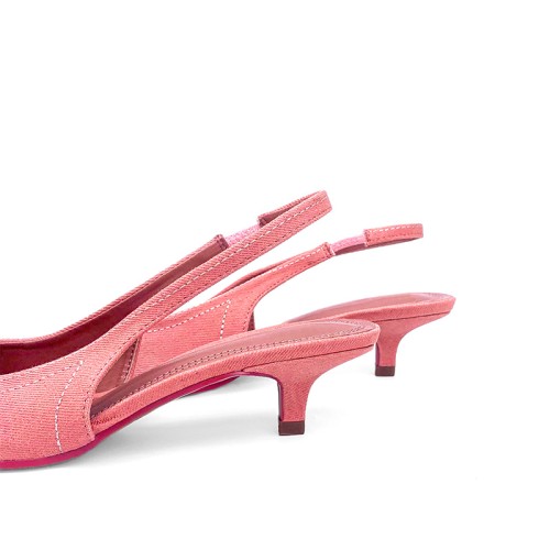 Elegant pink canvas women's mid-heel sandals