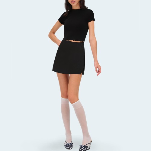 Black fashionable slit women's shorts